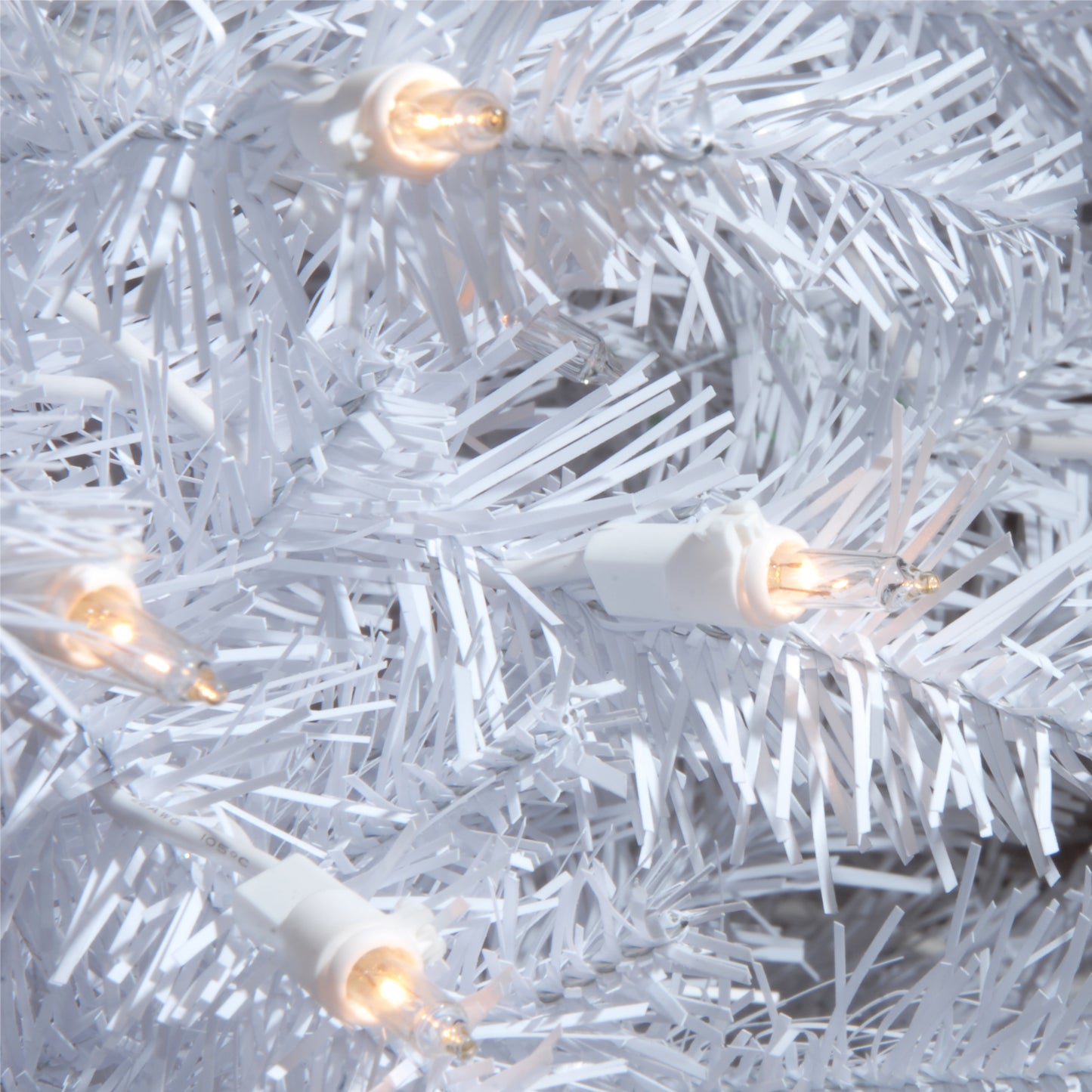 6.5 ft. Pre-Lit Dunhill Fir White Tree with Clear Lights