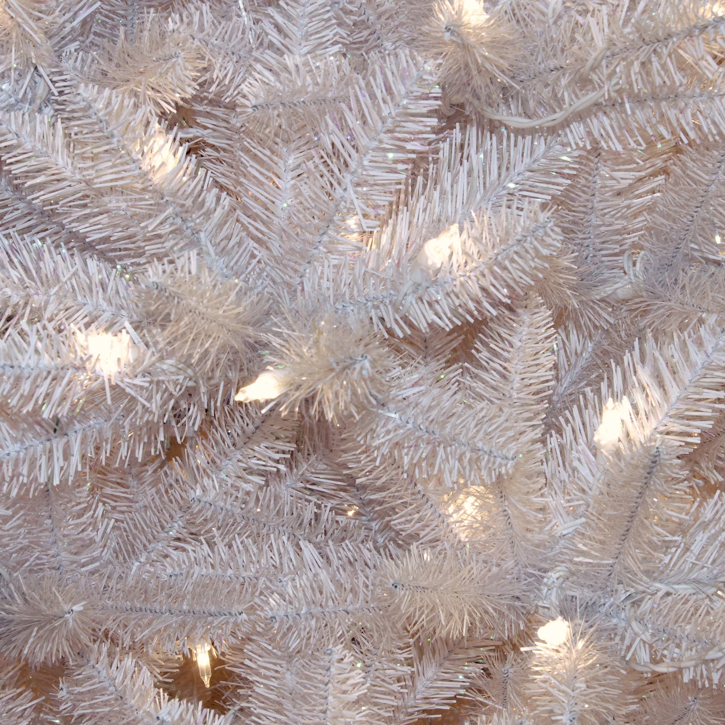 7 ft. Pre-Lit Dunhill Fir White Tree with Clear Lights