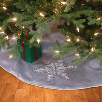42 in Snowflake Tree Skirt